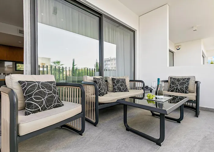 Maison Emerald Luxury In Paphos