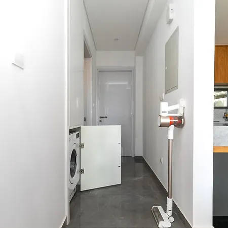 Maison Emerald Luxury In דירה פאפוס